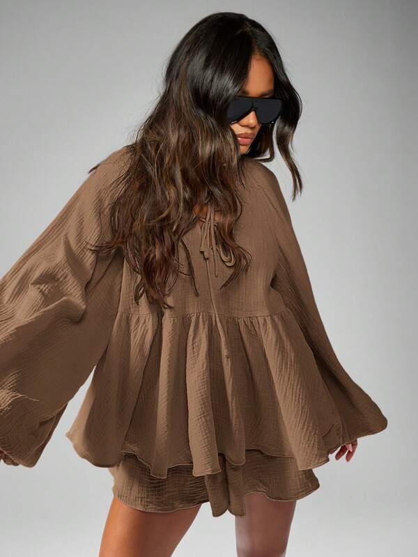 Missguided MISSGUIDED Cheesecloth Balloon Sleeve Ruffle Tiered Blouse Floaty Shorts Two-Piece Outfits