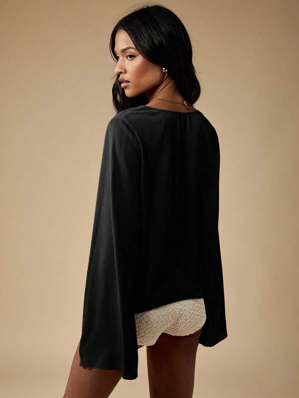 Missguided MISSGUIDED Chiffon Bell Sleeve Plunge Blouse With Fringe Detail