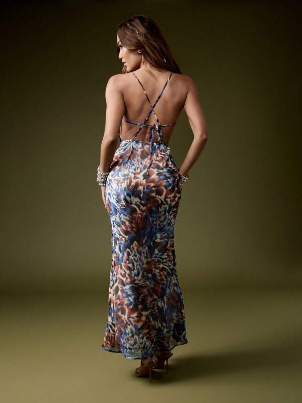 Missguided MISSGUIDED Chiffon Maxi Dress With Abstract Print