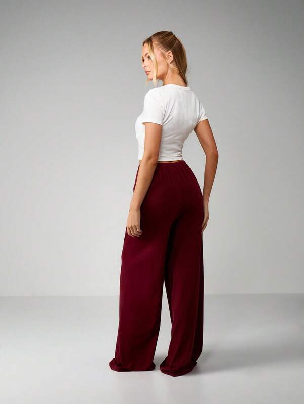Missguided MISSGUIDED Christmas Embroidered Star Pajama Set With Wide Leg Pants
