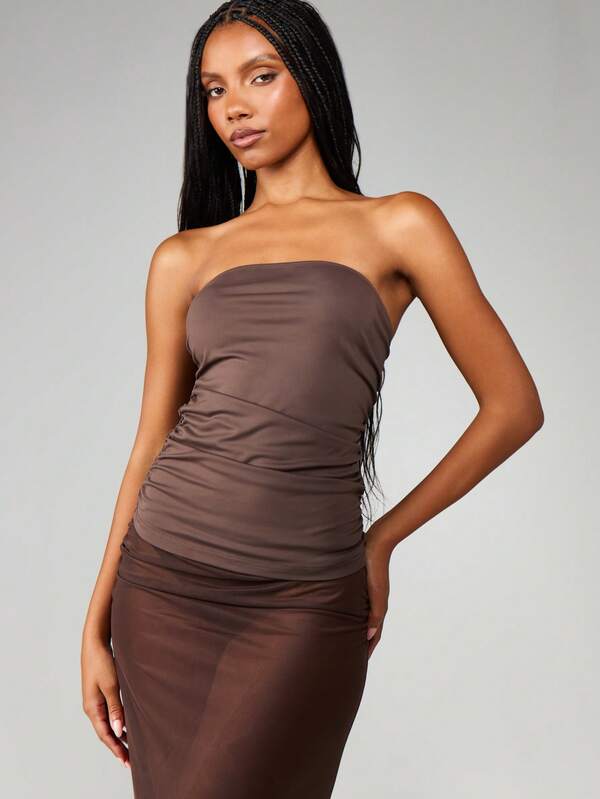 Missguided MISSGUIDED Christmas Longline Bandeau With Mesh Maxi Skirt Set