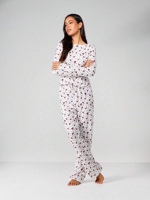 Missguided MISSGUIDED Christmas Mushroom Print Loungewear Pajama Set