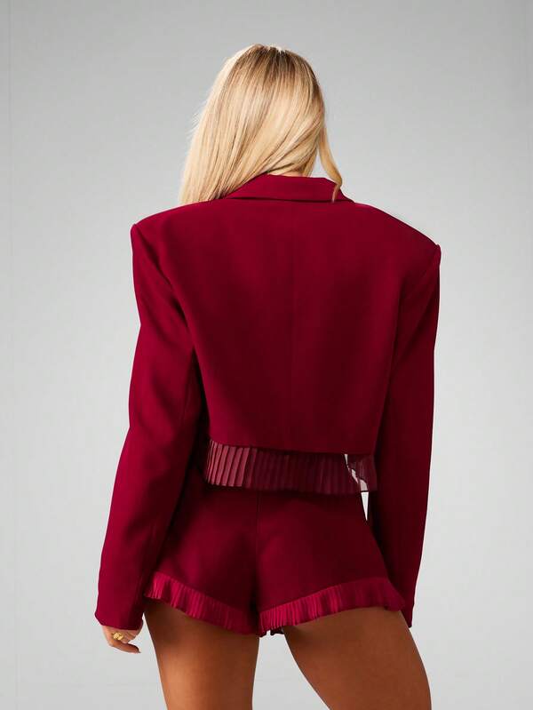 Missguided MISSGUIDED Christmas Oversized Cropped Blazer With Pleated Trim