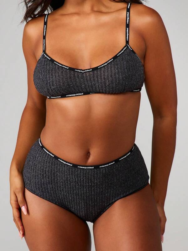 Missguided MISSGUIDED Christmas Ribbed Bra And Panty Set With Elastic Trim