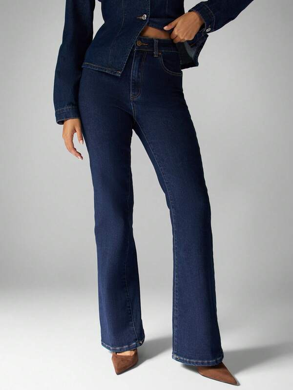 missguided MISSGUIDED Classic Bell Bottom Flared Denim Jeans With Button Details