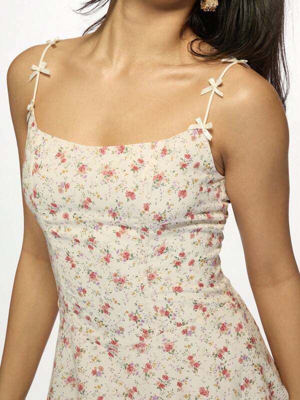 Missguided MISSGUIDED Corset-Style Floral Print Mini Dress With Bow Tie Straps