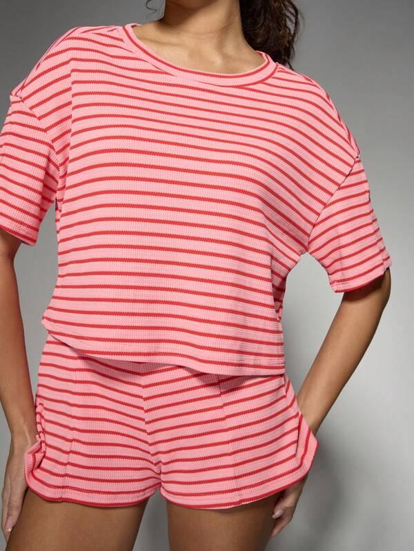 Missguided MISSGUIDED Cozy Ribbed Striped Two-Piece Outfit