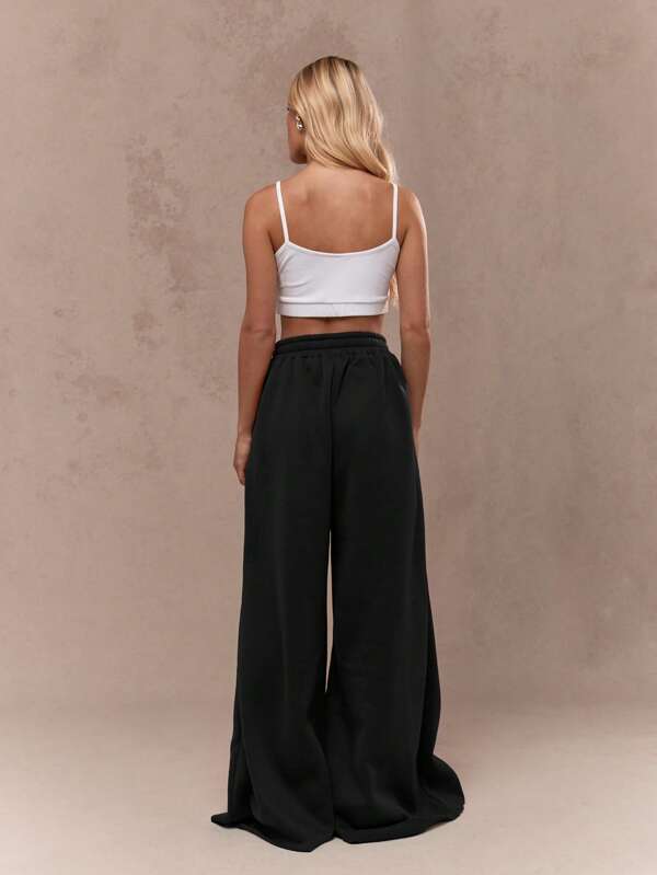 Missguided MISSGUIDED Cozy Wide Leg Oversized Sweatpants With Pockets