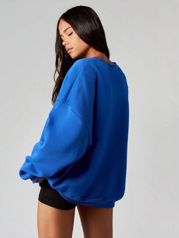Missguided MISSGUIDED Crew Neck Oversized Sweatshirt With Athletic Print For Winter Layering Cozy Casual Comfort And Style