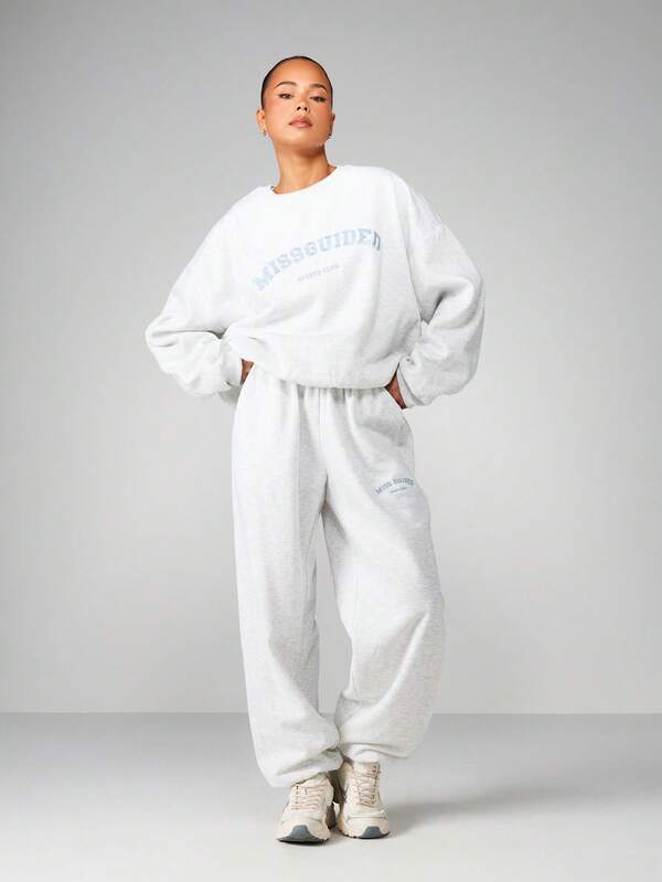 Missguided MISSGUIDED Crew Neck Sweatshirt With Sports Club Print