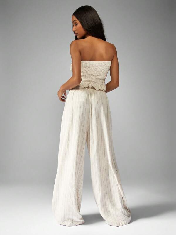 Missguided MISSGUIDED Crinkle Textured Bandeau Crop Top And Pants Two Piece Set