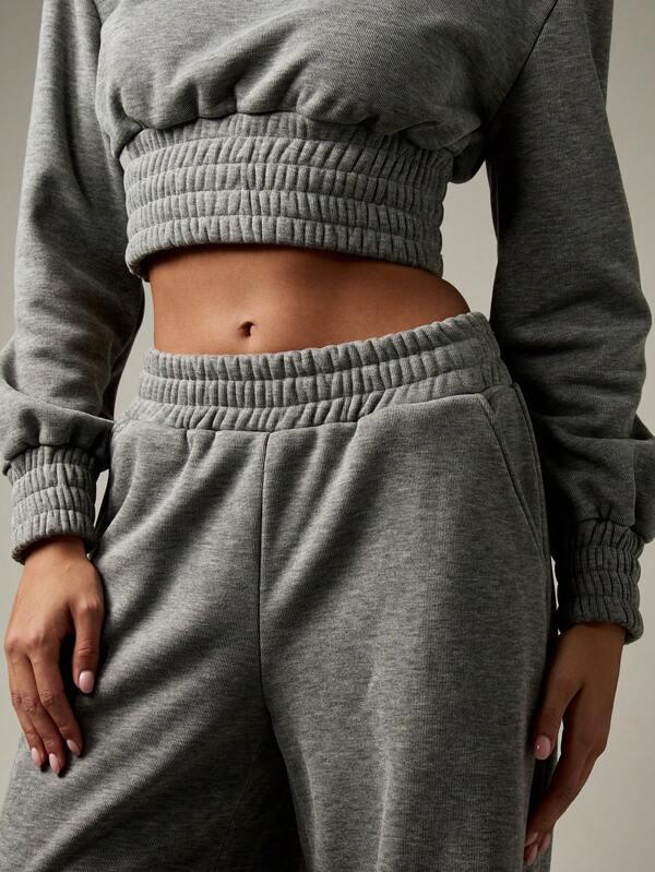 Missguided MISSGUIDED Crop Sweatshirt With Smocked Waist And Wide Leg Pants