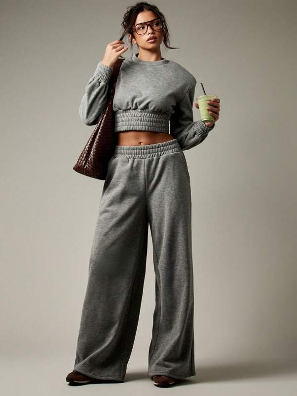 missguided MISSGUIDED Crop Sweatshirt With Smocked Waist And Wide Leg Pants