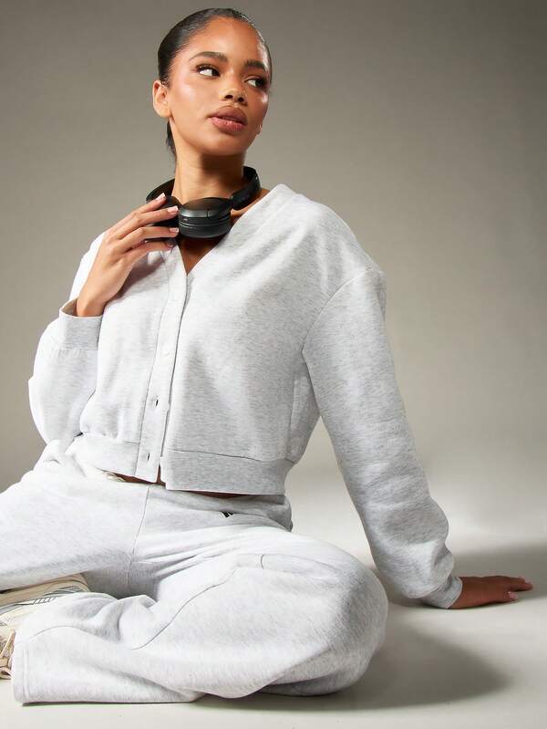 missguided MISSGUIDED Cropped Button Front Sweatshirt With Long Sleeves