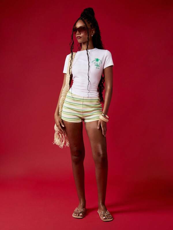 Missguided MISSGUIDED Cropped Fitted T-Shirt Palm Tree Design