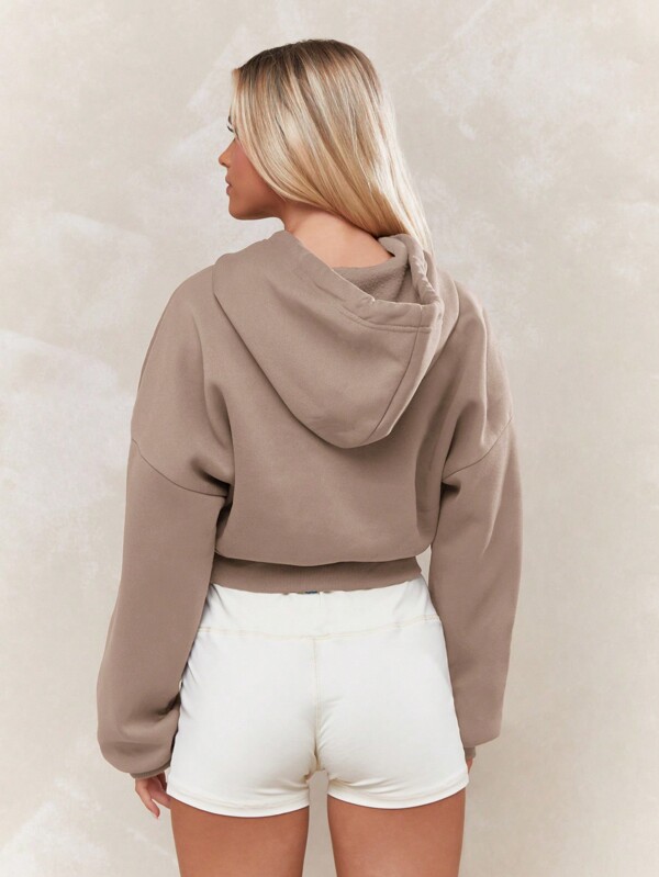 Missguided MISSGUIDED Cropped Hoodie Sweatshirt With Drawstring And Ribbed Hem
