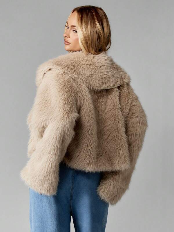 Missguided MISSGUIDED Cropped Plush Faux Fur Jacket With Open Front