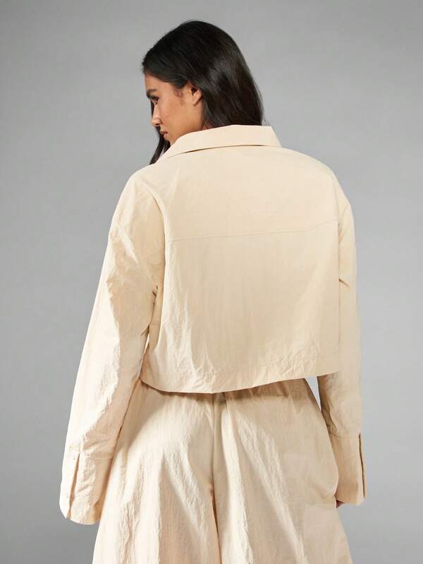 Missguided MISSGUIDED Cropped Shirt With Deep Cuffs And Collar