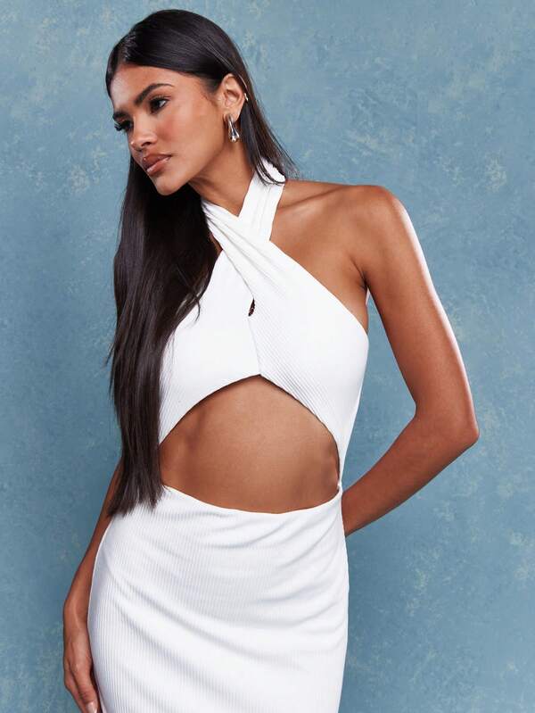 Missguided MISSGUIDED Cross Halter Neck Cut Out Maxi Dress