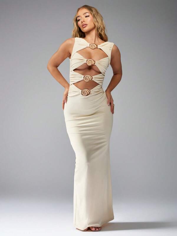 missguided MISSGUIDED Cut-Out Spiral Shell Maxi Dress With Decorative Ring Details