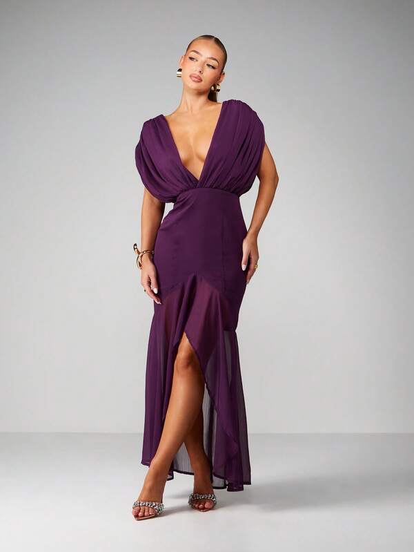 missguided MISSGUIDED Deep V-Neck Chiffon Maxi Dress With Side Slit