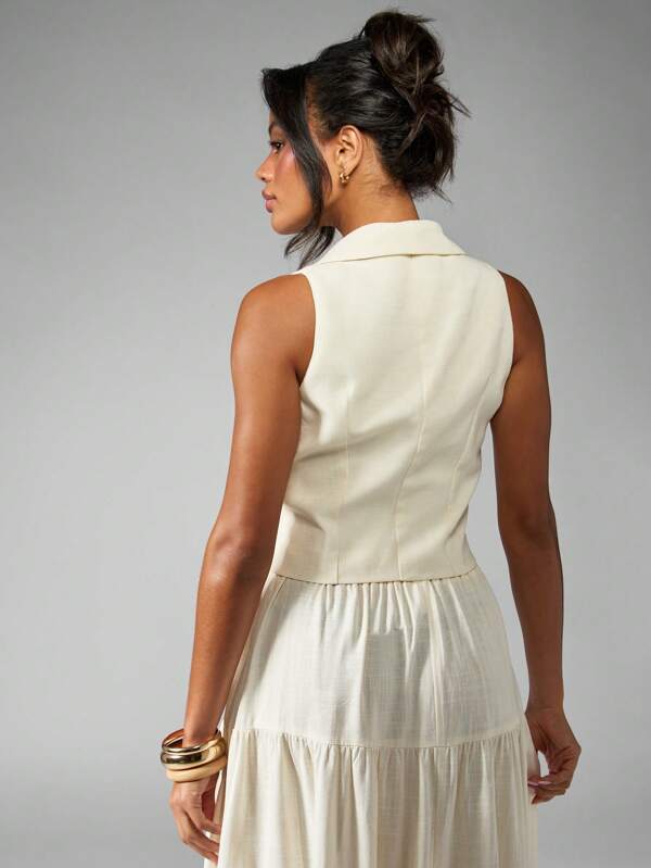 Missguided MISSGUIDED Designer Sleeveless Plunging Neckline Waistcoat Vest With Button Closure