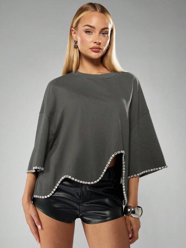 missguided MISSGUIDED Diamante Trim Oversized T-Shirt With Rhinestone Details