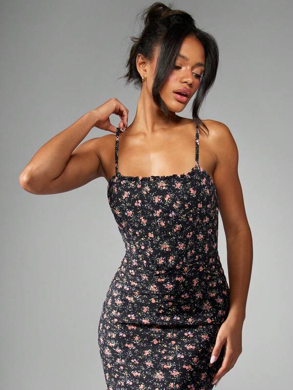 Missguided MISSGUIDED Ditsy Floral Corset Style Long Fitted Sleeveless Maxi Dress