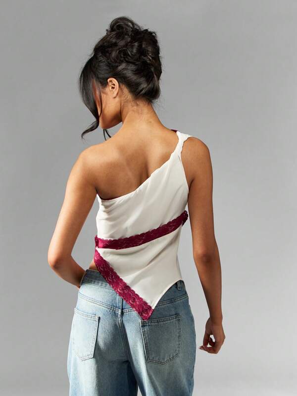 Missguided MISSGUIDED Elegant Asymmetrical One Shoulder Lace Trim Cut Out Top