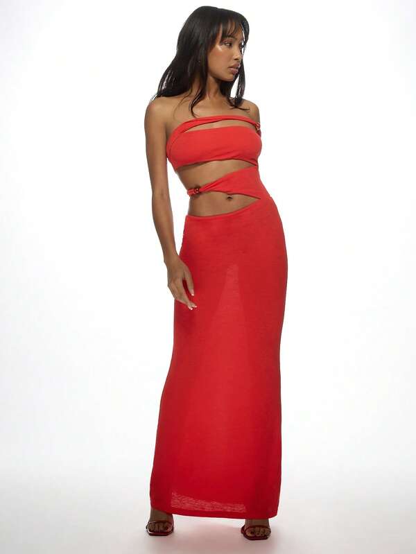 Missguided MISSGUIDED Elegant Bandeau Cut Out Maxi Dress With Bead Trim