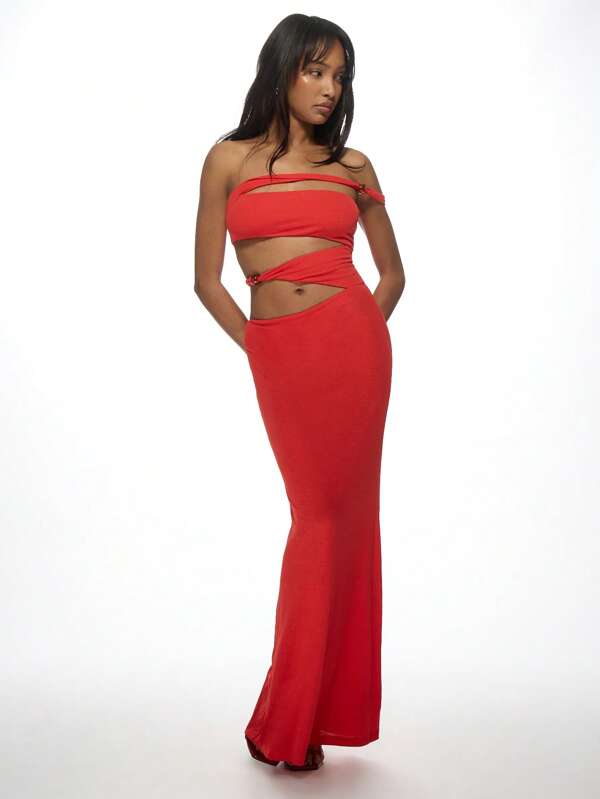 missguided MISSGUIDED Elegant Bandeau Cut Out Maxi Dress With Bead Trim