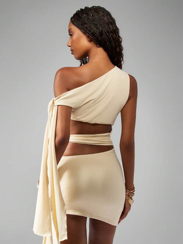 Missguided MISSGUIDED Elegant Cut Out Off Shoulder Bodycon Mini Dress