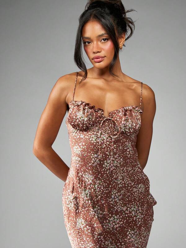 Missguided MISSGUIDED Elegant Ditsy Floral Satin Bustier Maxi Dress Sweetheart Neckline