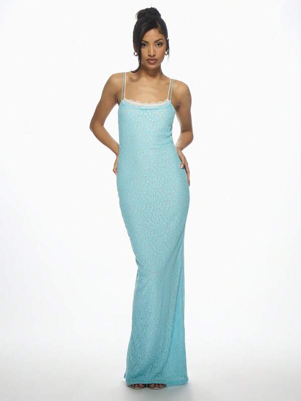 Missguided MISSGUIDED Elegant Double Layer Lace Maxi Dress With Scalloped Trim