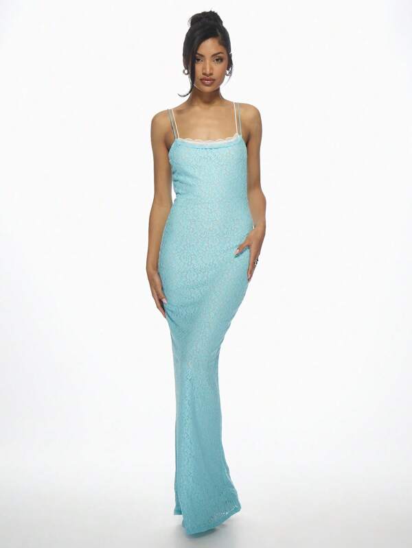 missguided MISSGUIDED Elegant Double Layer Lace Maxi Dress With Scalloped Trim