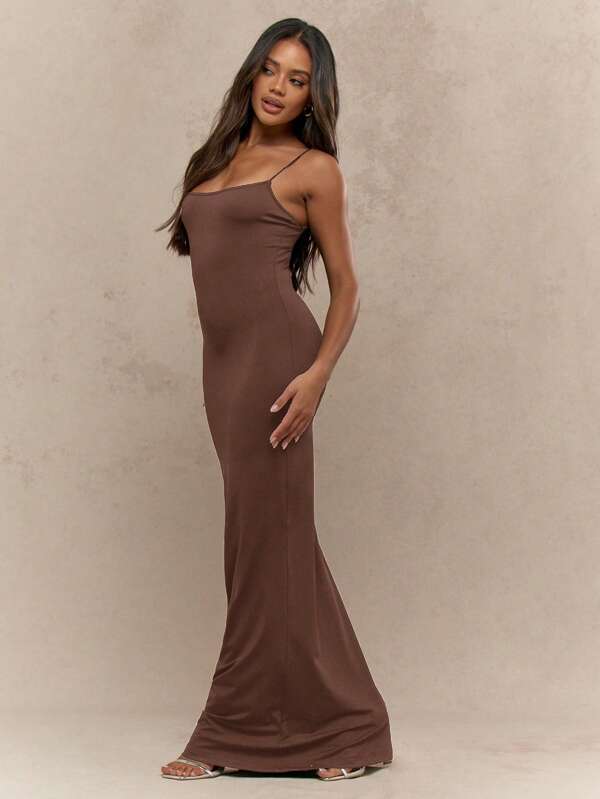 Missguided MISSGUIDED Elegant Floor Length Cami Straight Neck Form Fitting Maxi Dress