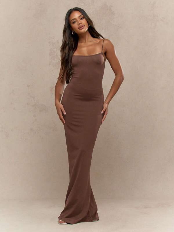missguided MISSGUIDED Elegant Floor Length Cami Straight Neck Form Fitting Maxi Dress