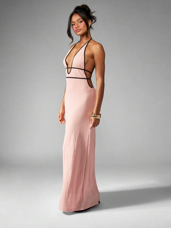 Missguided MISSGUIDED Elegant Halter Neck Empire Waist Maxi Dress