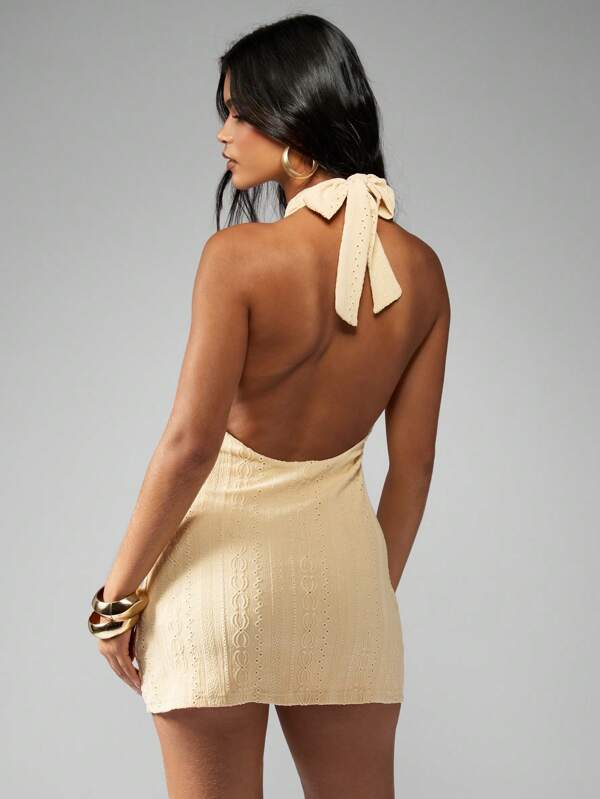 Missguided MISSGUIDED Elegant Halter Neck Eyelet Lace Sleeveless Mini Dress
