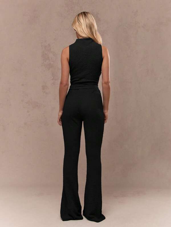 Missguided MISSGUIDED Elegant Halter Textured Flare Bottom Set