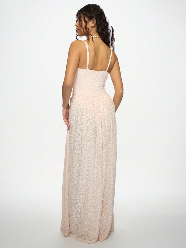 Missguided MISSGUIDED Elegant Lace Underwire Gathered Side Detail Maxi Dress