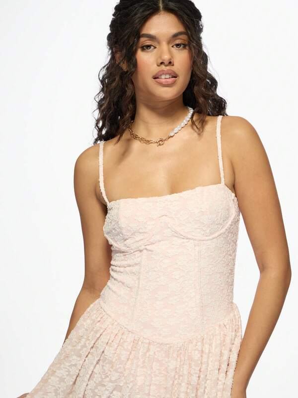 Missguided MISSGUIDED Elegant Lace Underwire Gathered Side Detail Maxi Dress