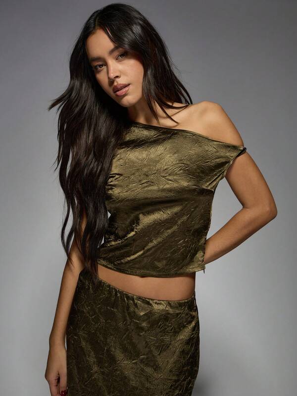 Missguided MISSGUIDED Elegant Metallic Satin Off-Shoulder Crop Top Maxi Skirt Two-Piece Outfits