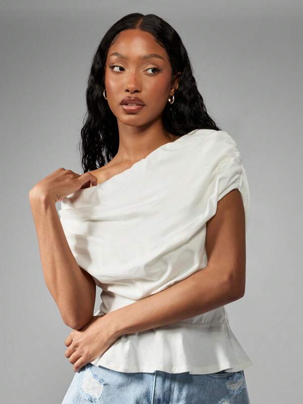 Missguided MISSGUIDED Elegant Off-Shoulder Peplum Ruched Top