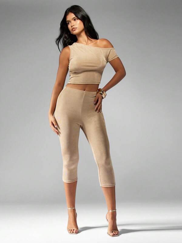 missguided MISSGUIDED Elegant One-Shoulder Capri Length Two-Piece Outfit