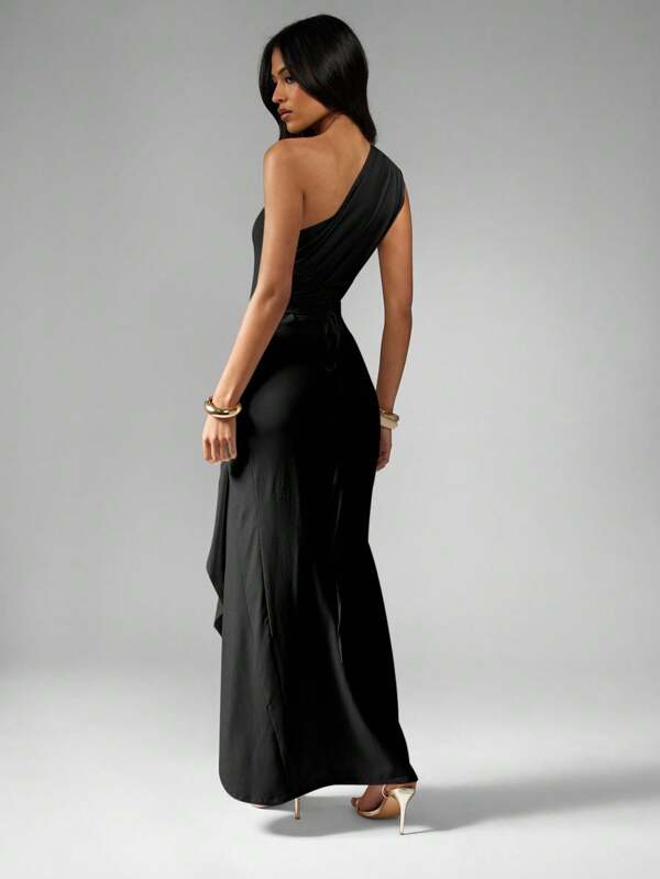 Missguided MISSGUIDED Elegant One Shoulder Maxi Form Fitting Long Dress