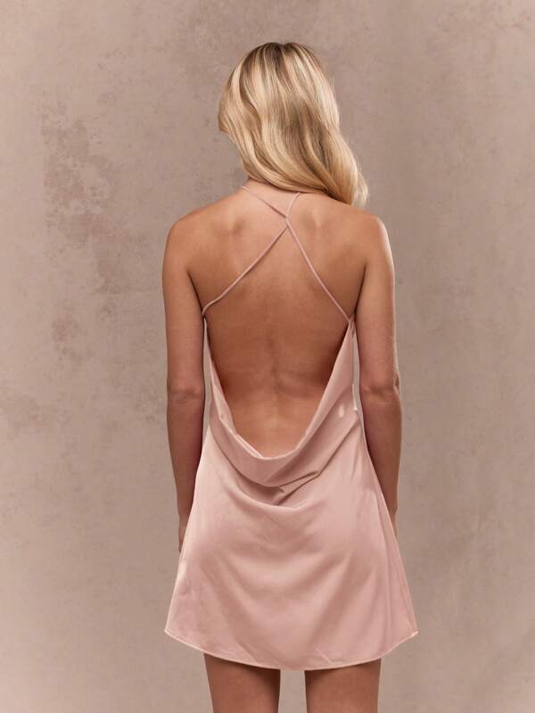 Missguided MISSGUIDED Elegant Satin Halter Neck Cowl Back Sleeveless A-Line Mini Dress