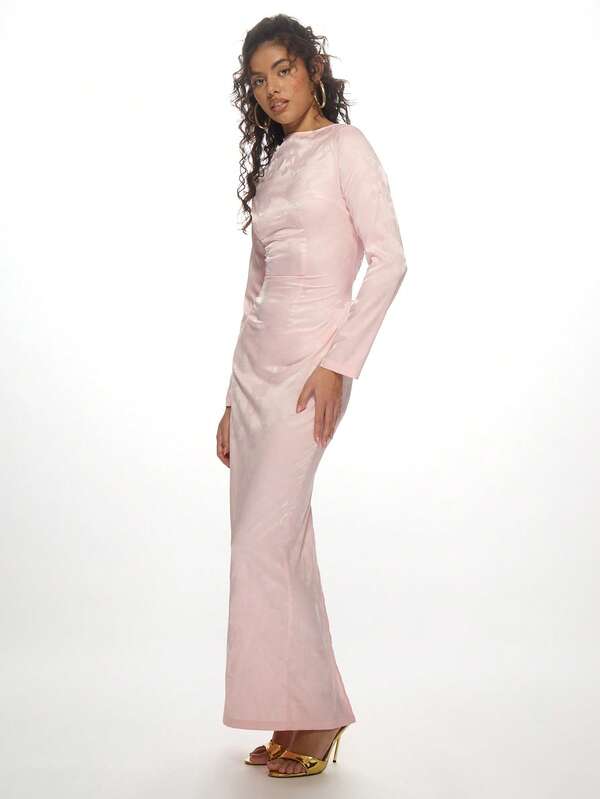Missguided MISSGUIDED Elegant Satin Maxi Dress With Long Sleeves