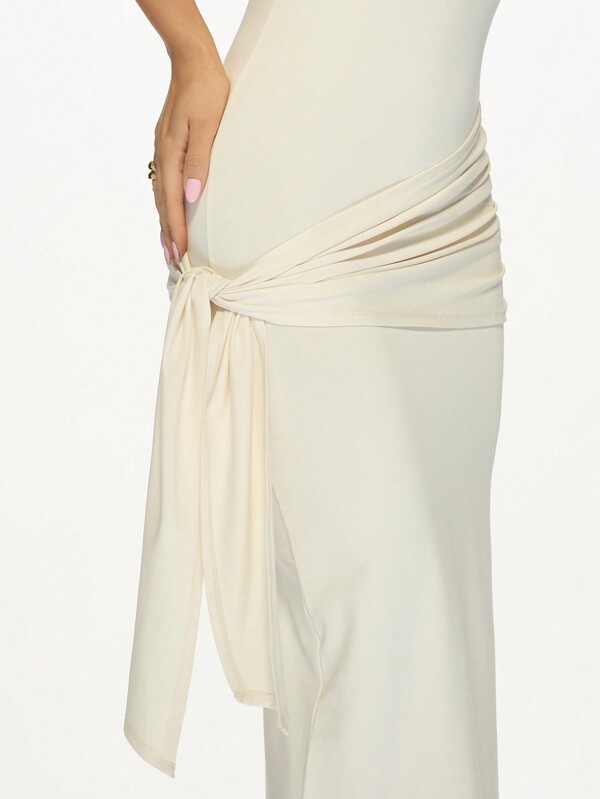 Missguided MISSGUIDED Elegant Strapless Bandeau Maxi Dress Side Drape Detail