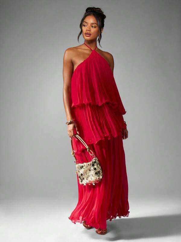 Missguided MISSGUIDED Elegant Tiered Layered Halter Neck Pleated Maxi Dress
